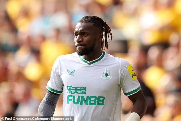 Allan Saint-Maximin will miss Newcastle's trip to Liverpool thanks to a hamstring strain